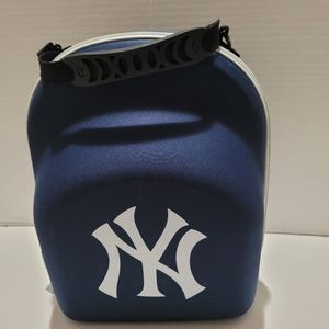 Yankees New Era 6 hat carrying case